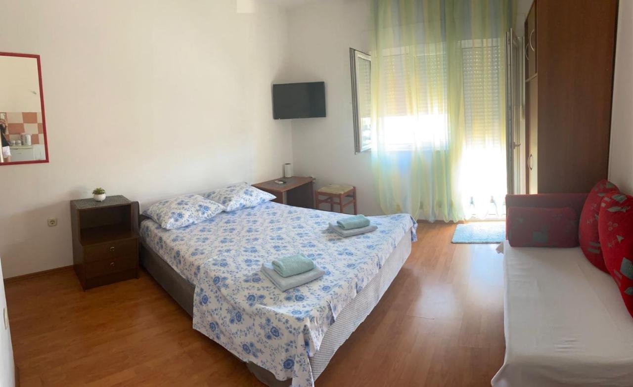 Apartmani Udovicic Traù Esterno foto