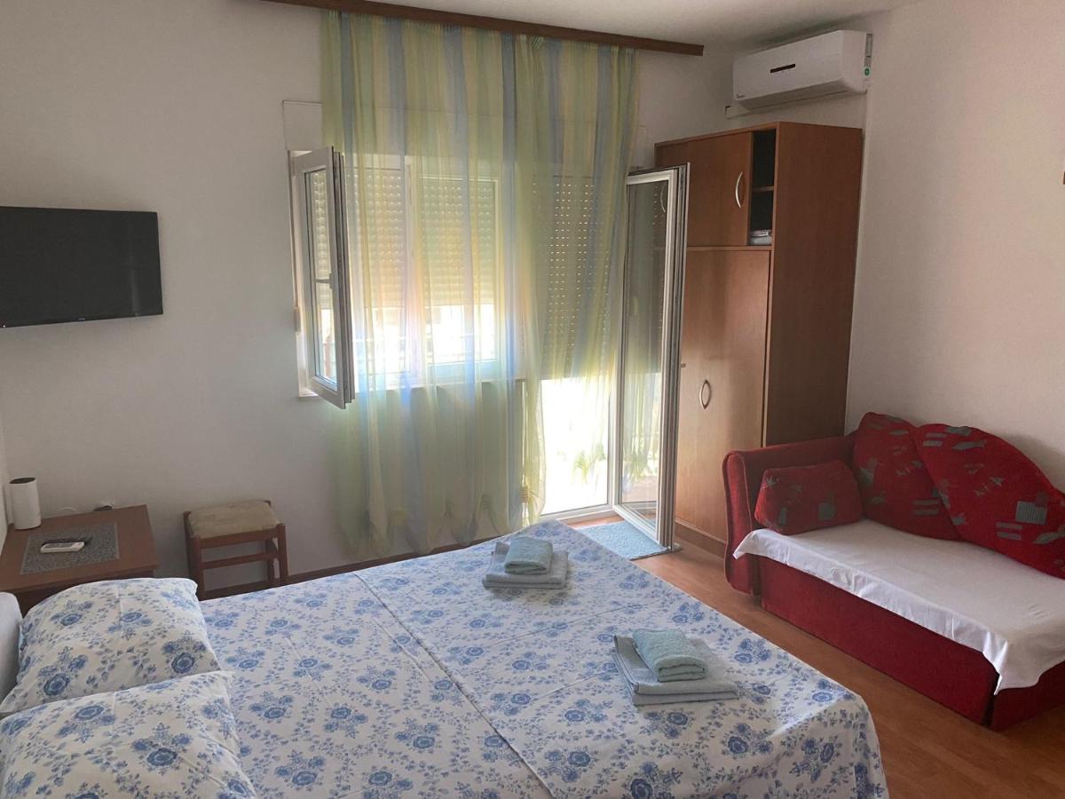 Apartmani Udovicic Traù Esterno foto