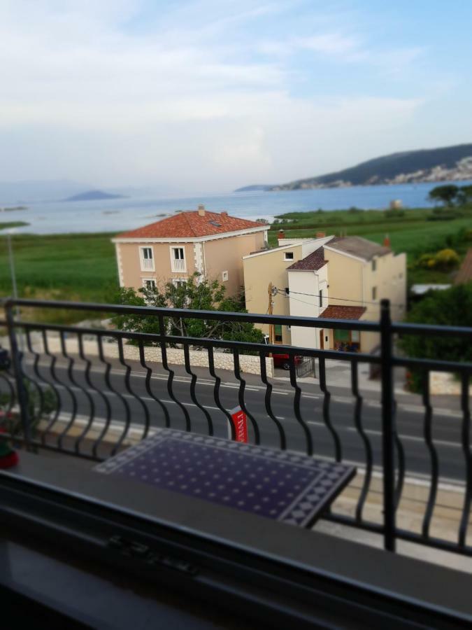 Apartmani Udovicic Traù Esterno foto