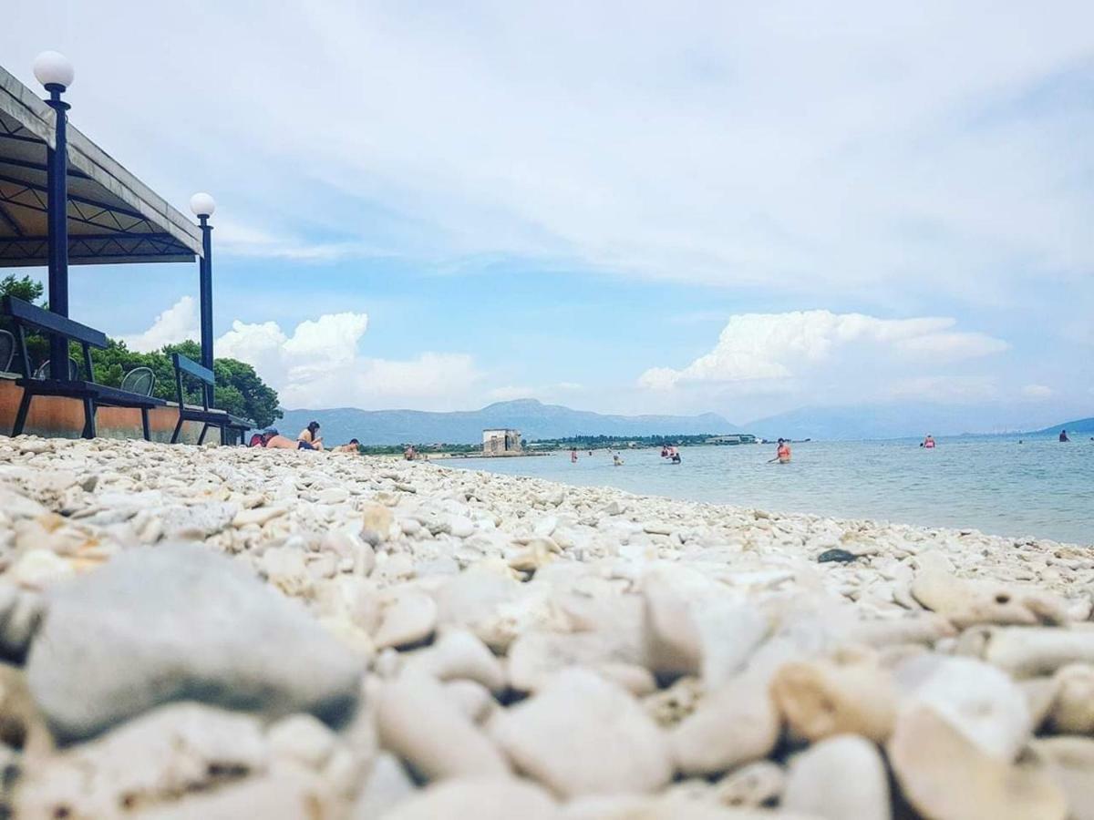 Apartmani Udovicic Traù Esterno foto